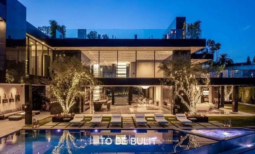 38 Salonica Rd, Toronto, ON M3C 2L9