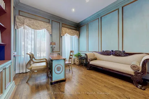 28 Glenorchy Rd, Toronto, ON M3C 2P9