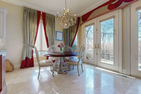 28 Glenorchy Rd, Toronto, ON M3C 2P9