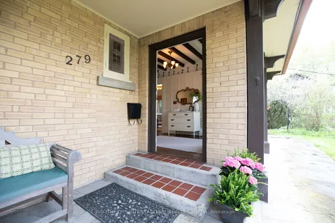 279 Blythwood Rd, Toronto, ON M4N 1A7