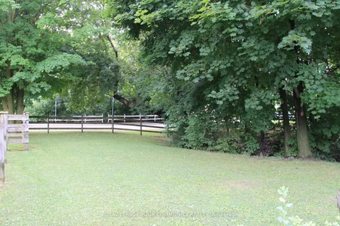 159 Cameron Ave, Toronto, ON M2N 1E5