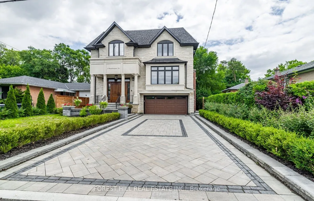 5 Charlemagne Dr, Toronto, ON M2N 4H7