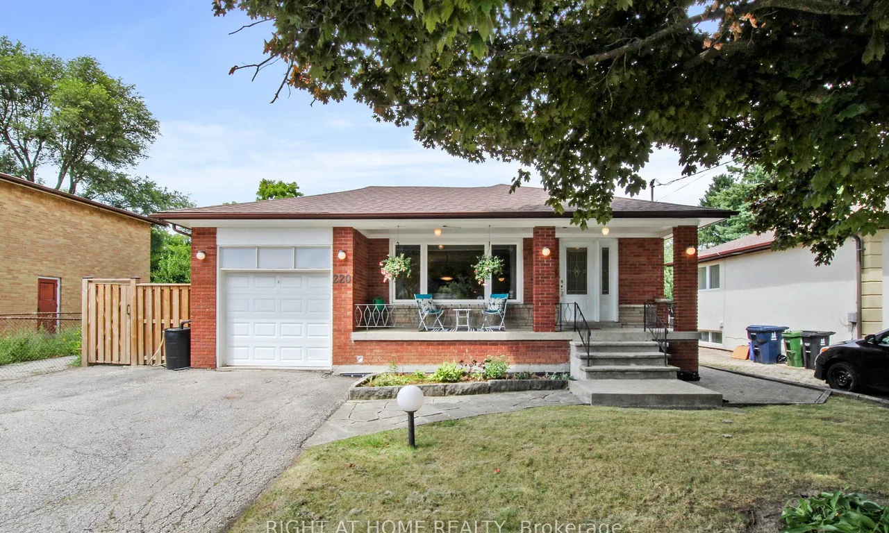 220 Homewood Ave, Toronto, ON M2M 1K6