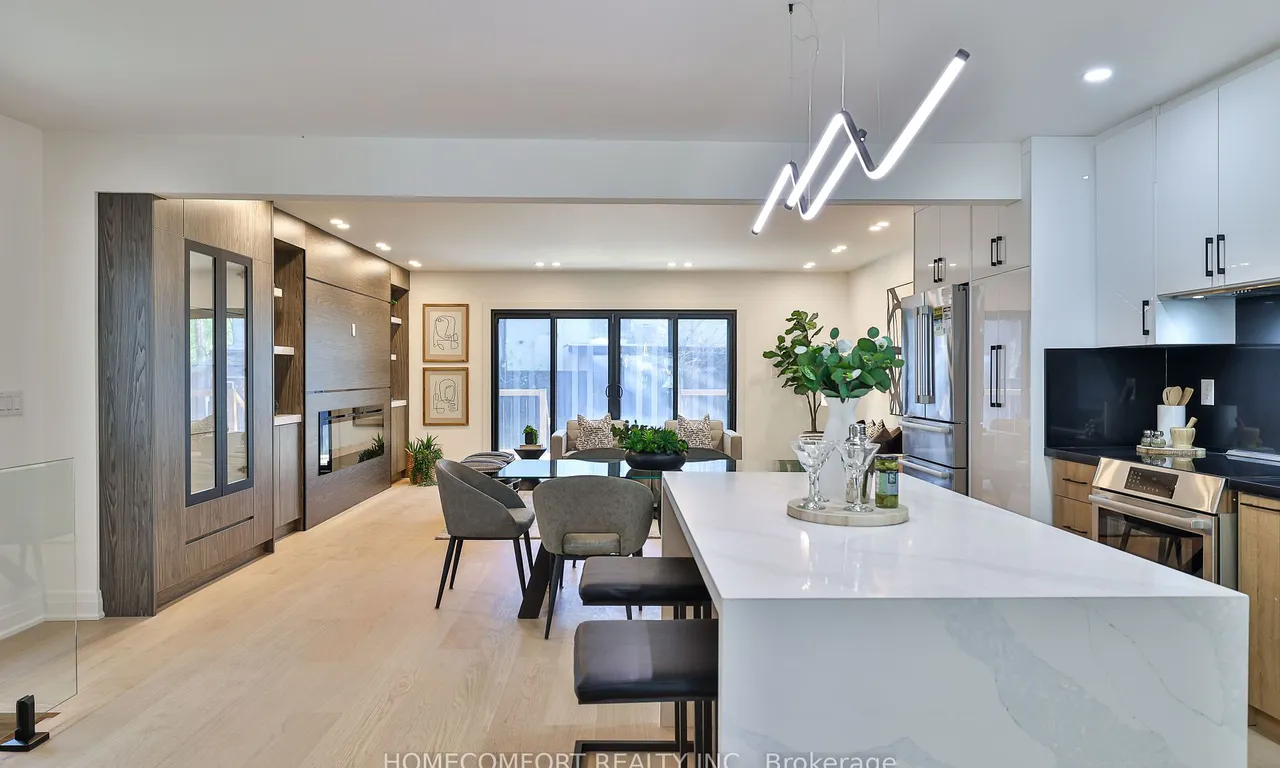 258 Briar Hill Ave, Toronto, ON M4R 1J2