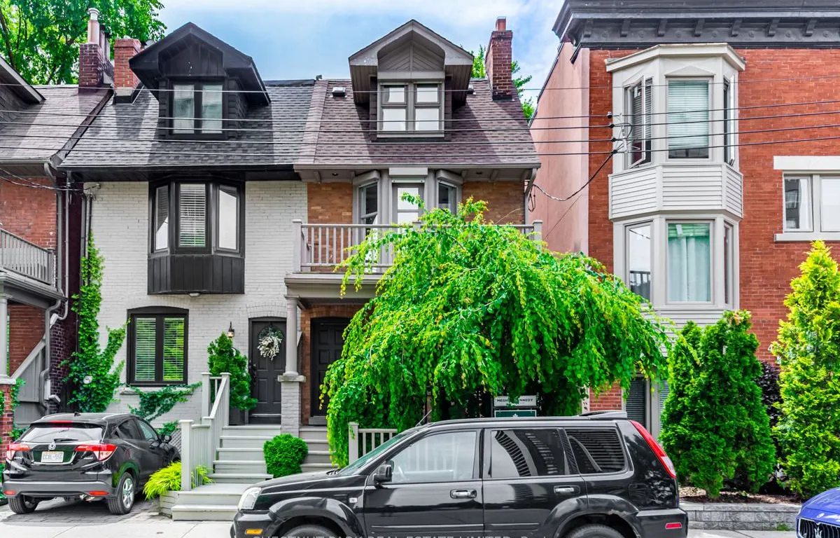 39 Hillsboro Ave, Toronto, ON M5R 1S6