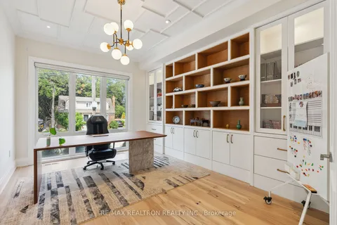 62 Craigmore Cres, Toronto, ON M2N 2Y7