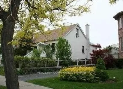 12 centre Avenue, ON M2M 2L3