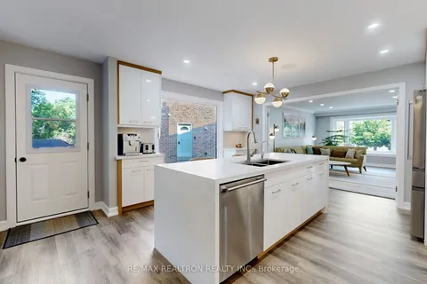 12 Marisa Crt, Toronto, ON M2H 3K9