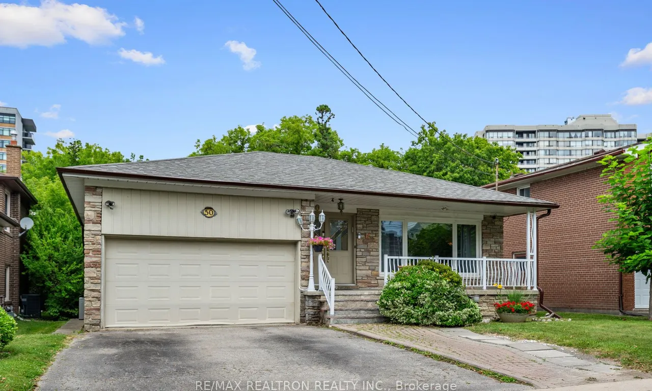 50 Russfax Dr, Toronto, ON M2R 3B1