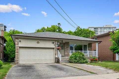 50 Russfax Dr, Toronto, ON M2R 3B1
