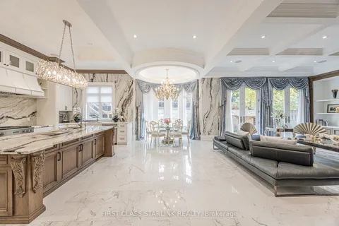 231 Old Yonge St, Toronto, ON M2P 1R5