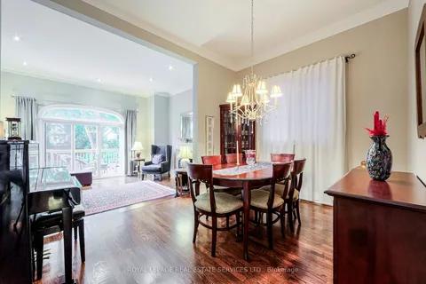 351A Deloraine Ave, Toronto, ON M5M 2B7