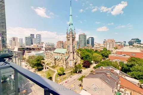 60 Colborne St, Toronto, ON M5E 1E3