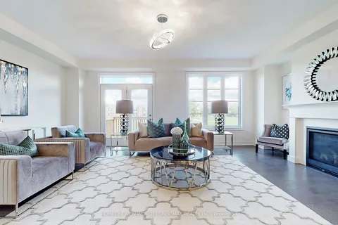 73 William Durie Way, Toronto, ON M2R 0A9