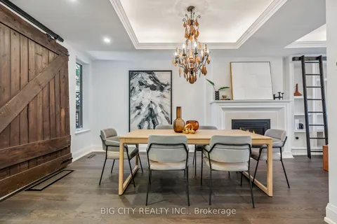 159 Brunswick Ave, Toronto, ON M5S 2M3