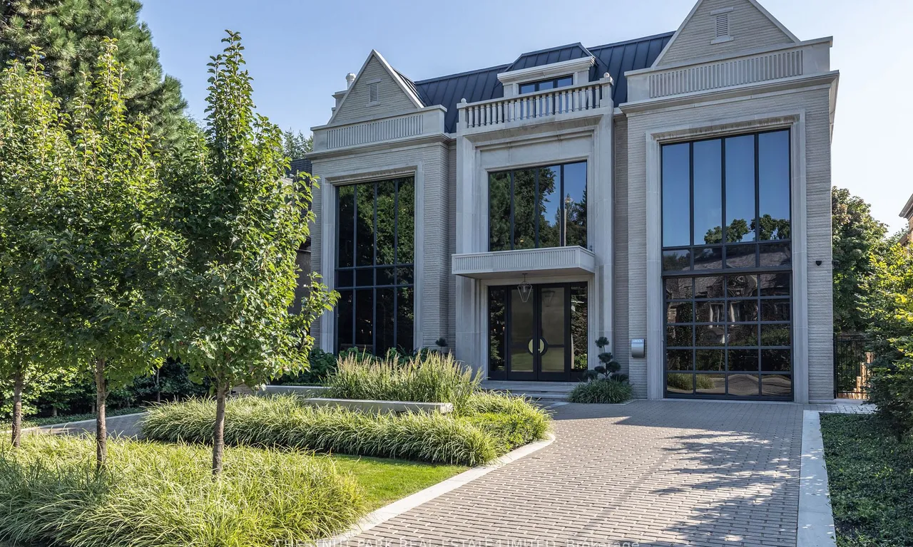 84 Old Forest Hill Rd, Toronto, ON M5P 2R5