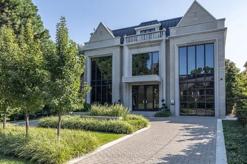 84 Old Forest Hill Rd, Toronto, ON M5P 2R5