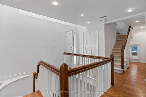 48 Crescent Rd, Toronto, ON M4W 1S9