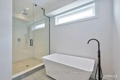 48 Lanark Ave, Toronto, ON M6C 2B4