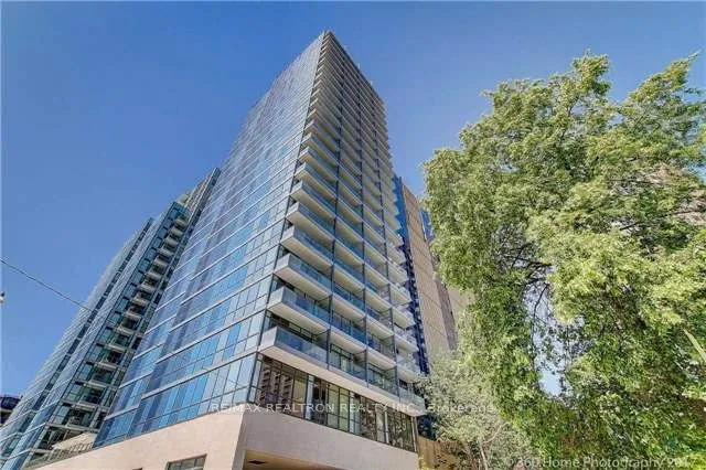 210 Simcoe St, Toronto, ON M5T 0A9