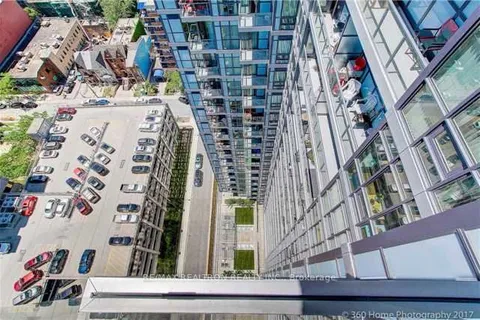 210 Simcoe St, Toronto, ON M5T 0A9