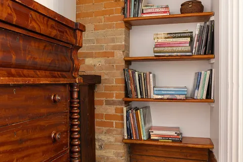 288 Sherbourne St, Toronto, ON M5A 2S1