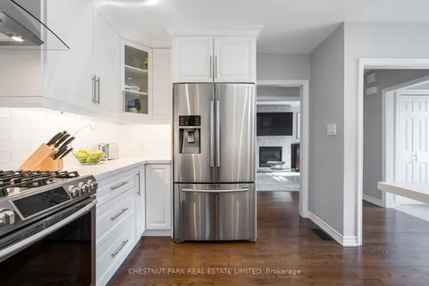 19 Vinci Cres, Toronto, ON M3H 2Y6