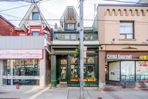 237 Carlton St, Toronto, ON M5A 2L2