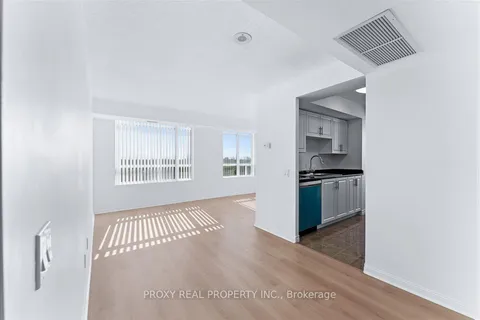 153 Beecroft Rd, Toronto, ON M2N 7C5