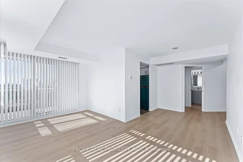 153 Beecroft Rd, Toronto, ON M2N 7C5