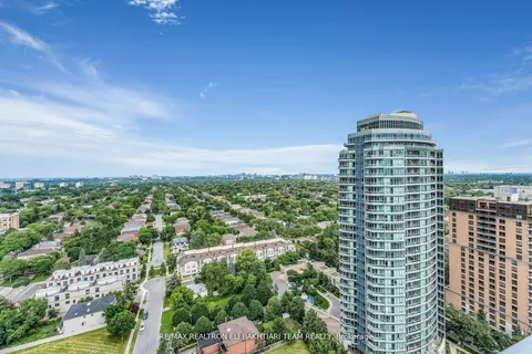 15 Holmes Ave, Toronto, ON M2N 0L4