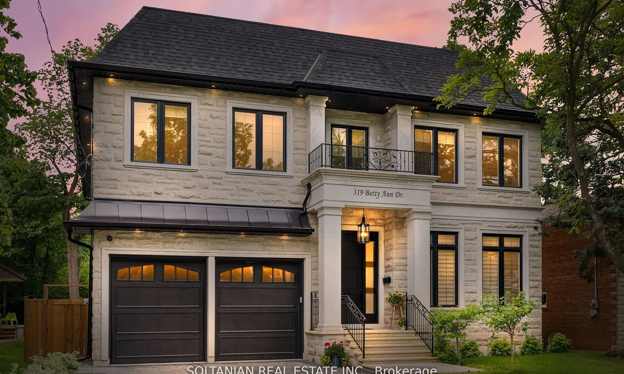 319 Betty Ann Dr, Toronto, ON M2R 1B4