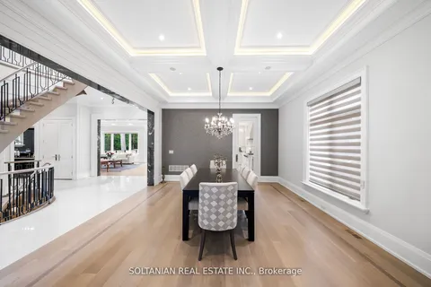 319 Betty Ann Dr, Toronto, ON M2R 1B4