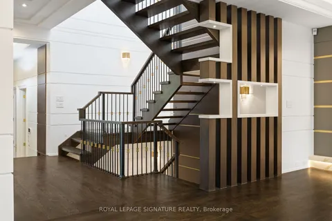 172 Maplehurst Ave, Toronto, ON M2N 3B9