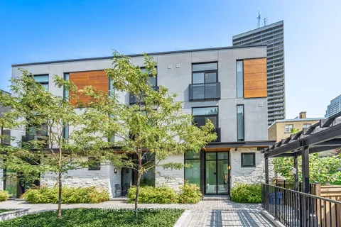 123 Roselawn Ave, Toronto, ON M4R 1E7