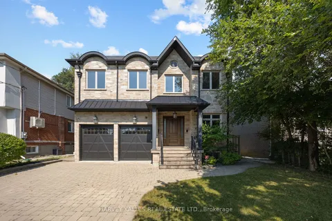 140 Caribou Rd, Toronto, ON M5N 2B3