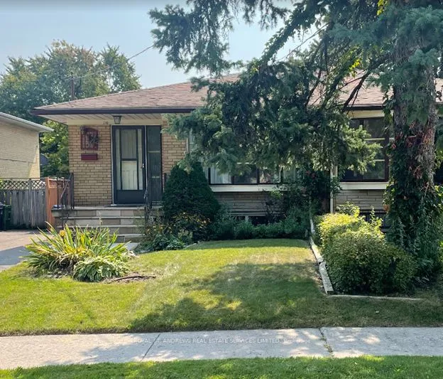 210 Roywood Dr, Toronto, ON M3A 2E6