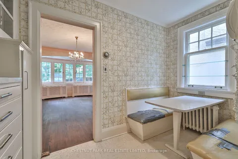 297 Oriole Pkwy, Toronto, ON M5P 2H6