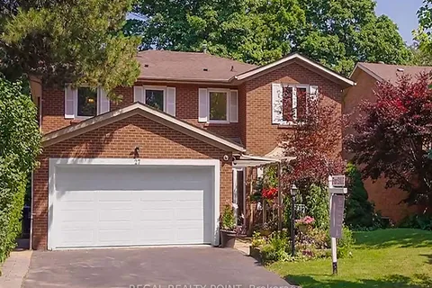 27 Bluffwood Dr, Toronto, ON M2H 3L4