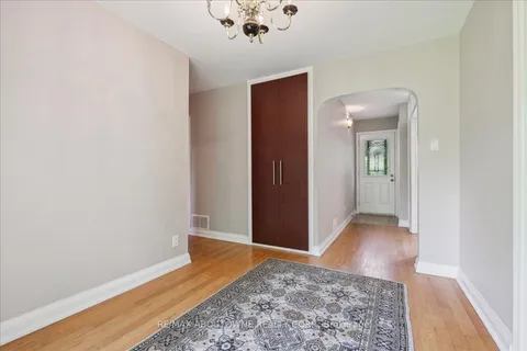 59 Dromore Cres, Toronto, ON M2R 2H4