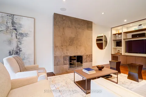 13 Mistflower Rd, Toronto, ON M2H 3G8