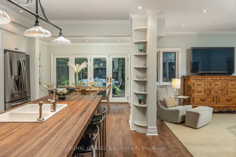 269 Oriole Pkwy, Toronto, ON M5P 2H4