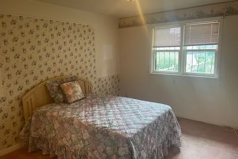 212 Roywood Dr, Toronto, ON M3A 2E6