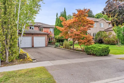 18 Ballyconnor Crt, Toronto, ON M2M 4C6