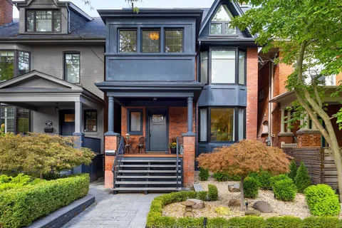 26 Mcmaster Ave, Toronto, ON M4V 1A9