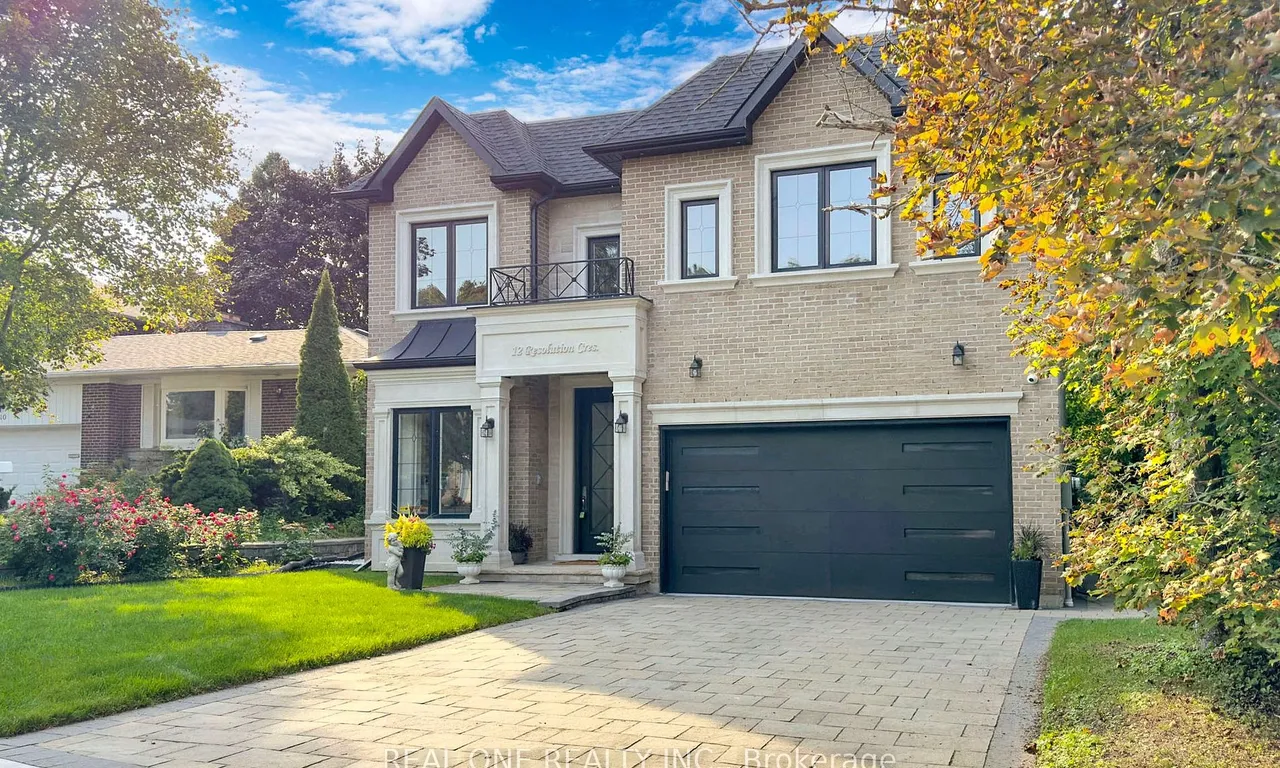 12 Resolution Cres, Toronto, ON M2H 1N4