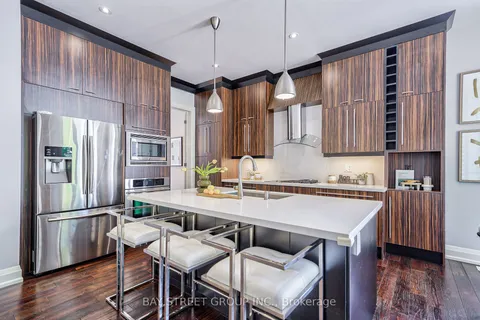 80 Churchill Ave, Toronto, ON M2N 1Y9