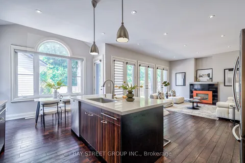 80 Churchill Ave, Toronto, ON M2N 1Y9