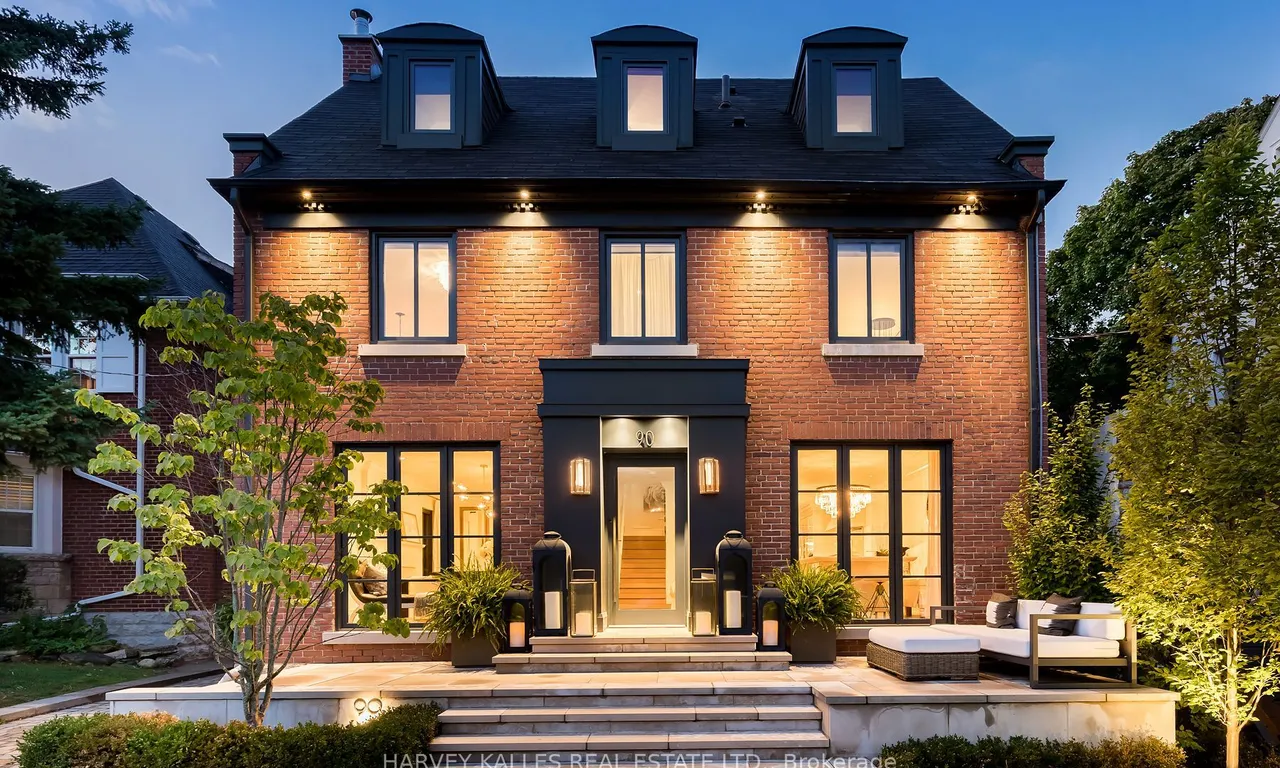 90 Chatsworth Dr, Toronto, ON M4R 1R7