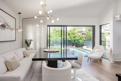 90 Chatsworth Dr, Toronto, ON M4R 1R7